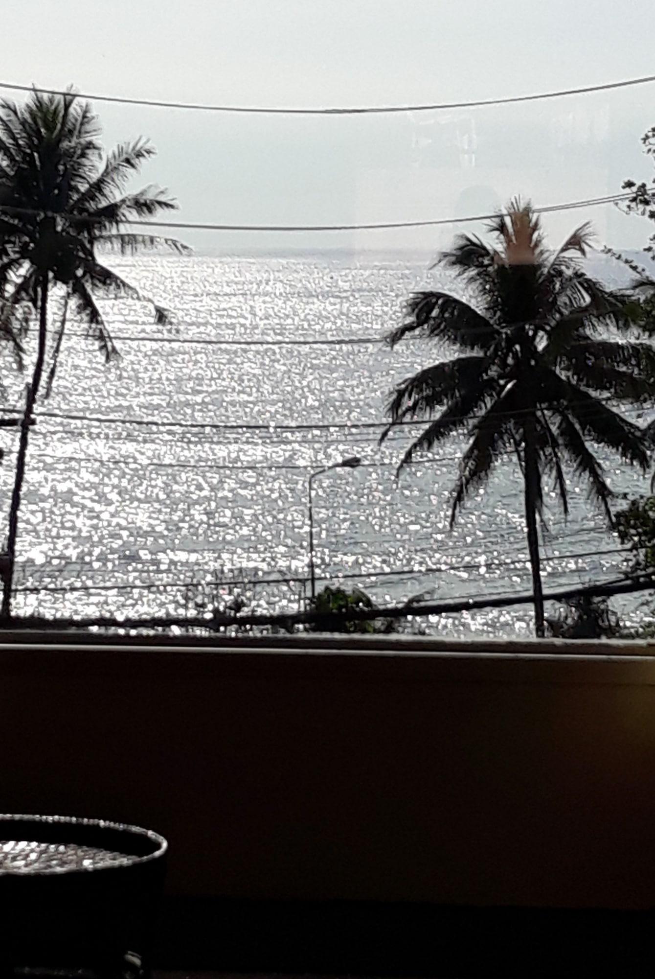 Porterhouse Beach Hotel Patong Luaran gambar