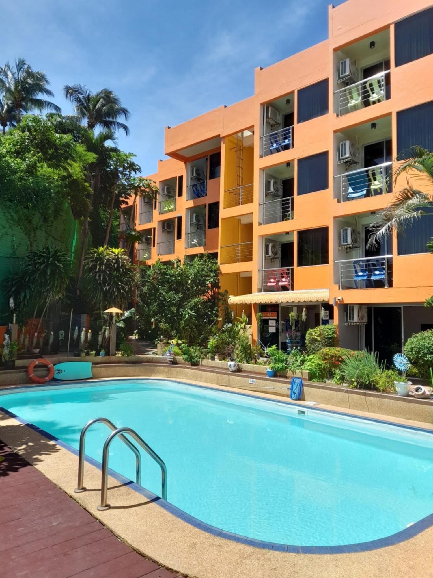 Porterhouse Beach Hotel Patong Luaran gambar